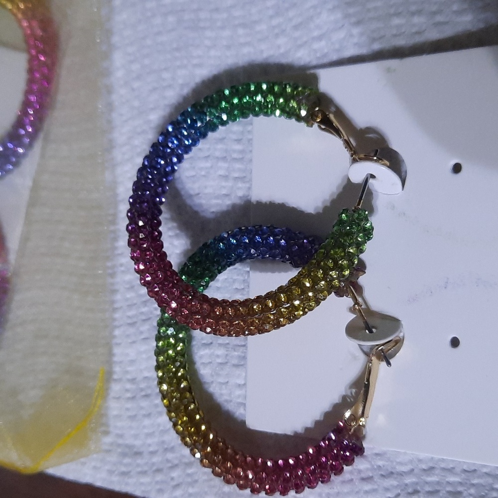 2 PrRainbow Hoops - Picture 3 of 7
